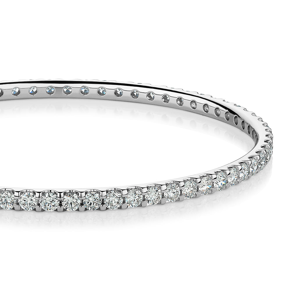 Premium Laboratory Created Diamond, 6 carat TW round brilliant bangle in 18 carat white gold