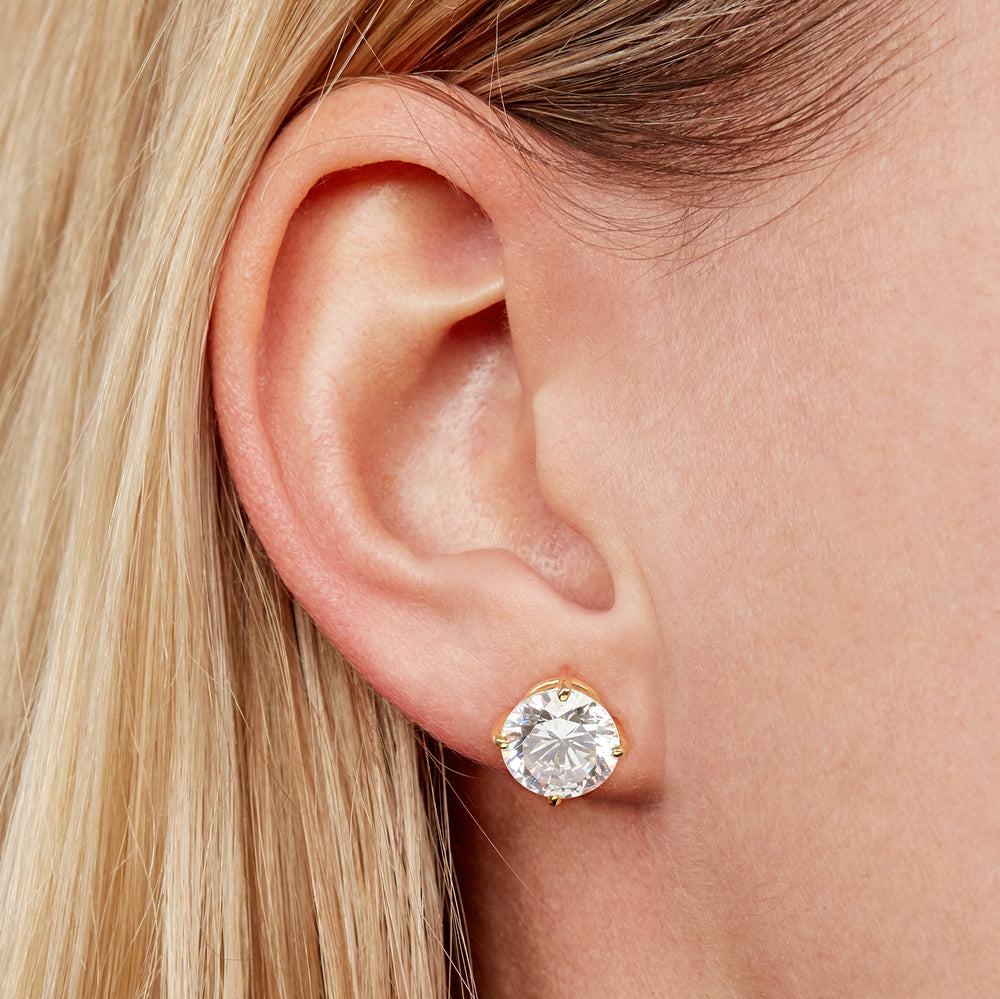 Round Brilliant stud earrings with 8 carats* of diamond simulants in 10 carat yellow gold