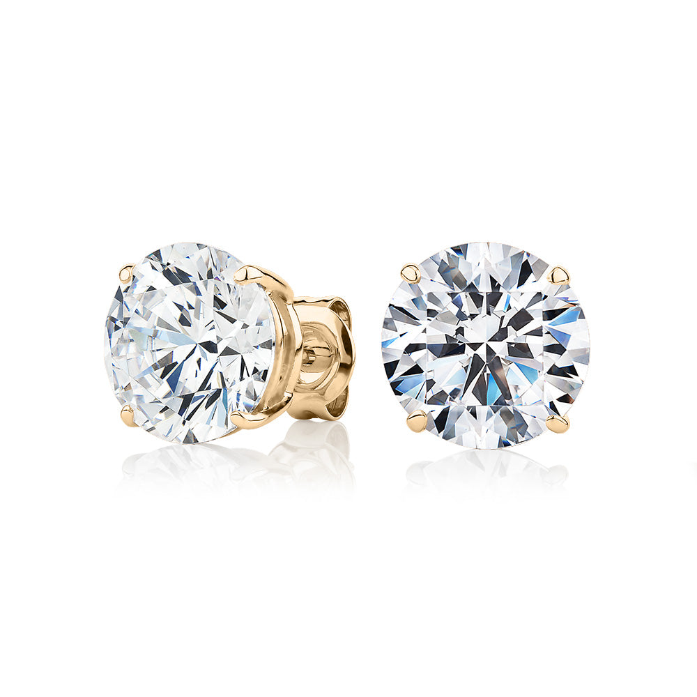 Round Brilliant stud earrings with 8 carats* of diamond simulants in 10 carat yellow gold