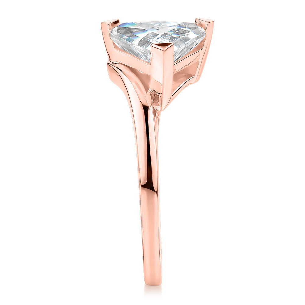 Trilliant solitaire engagement ring with 1.79 carat* diamond simulant in 14 carat rose gold