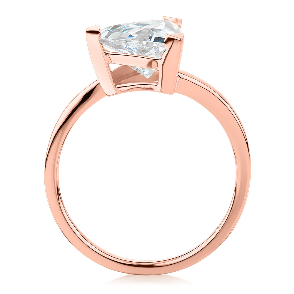 Trilliant solitaire engagement ring with 1.79 carat* diamond simulant in 14 carat rose gold