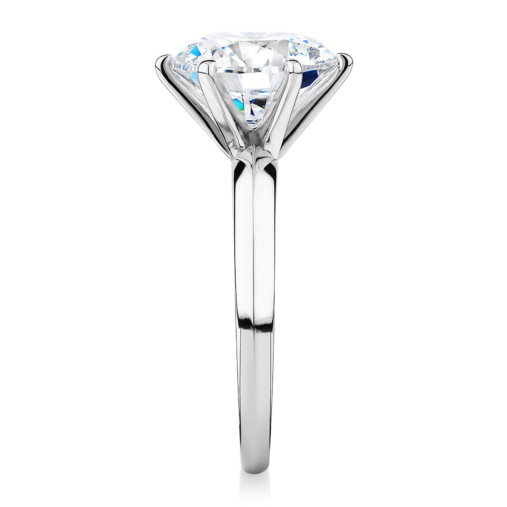 Round Brilliant solitaire engagement ring with 4 carat* diamond simulant in 14 carat white gold