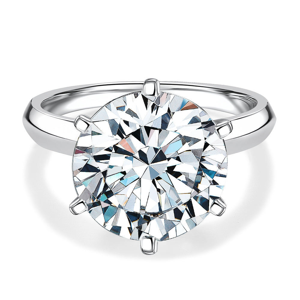 Round Brilliant solitaire engagement ring with 7 carat* diamond simulant in 14 carat white gold