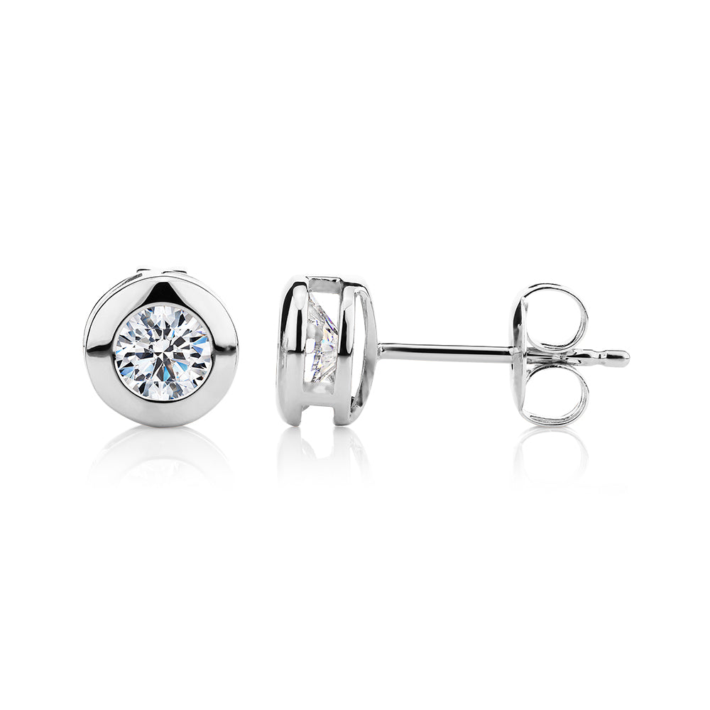 Round Brilliant stud earrings with 1 carat* of diamond simulants in 10 carat white gold